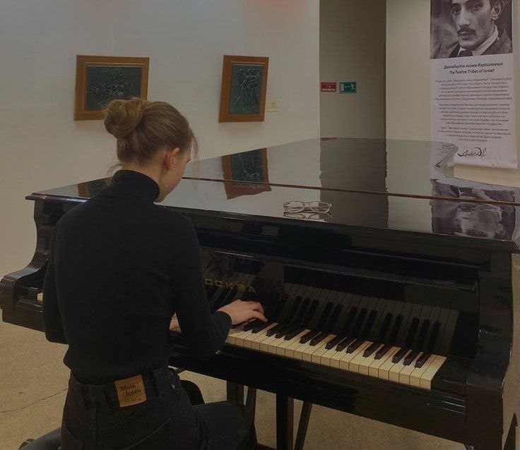 What Dream About Piano Means