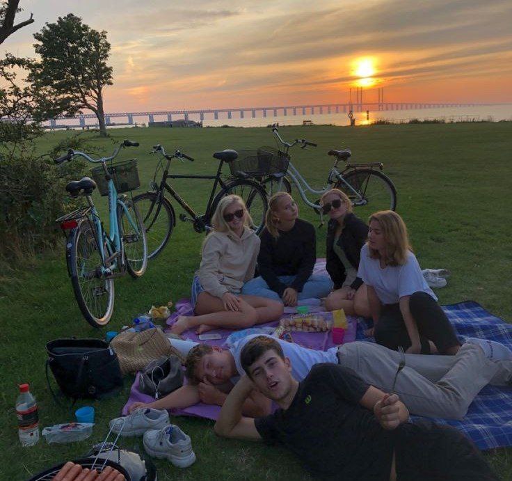 What Dream About Meeting Means