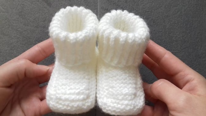 what-dream-about-baby-booties-means